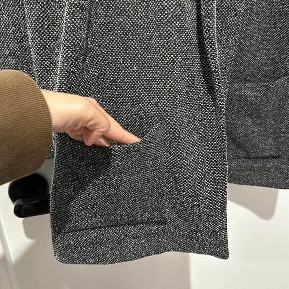 FOREVER21 GREY SWEATER - Picture 5 of 9